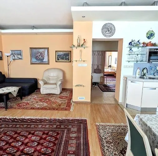 Kamil Apartments, Lux S, 131m2 아파트 카를로비바리