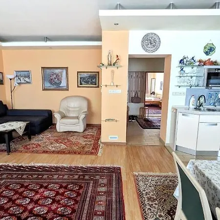 Kamil Apartments, Lux S, 131m2 Daire Karlovy Vary
